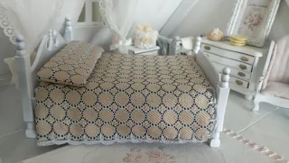 Set Letto Miniatura 1:12 Copriletto e Cuscino