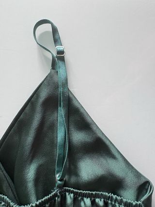 Vestito estivo verde con gonna a ruota