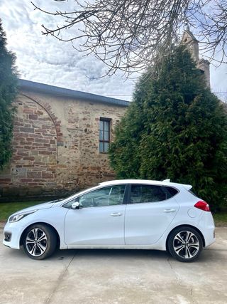 KIA CEED 1.6 CRDI X-TECH 2018