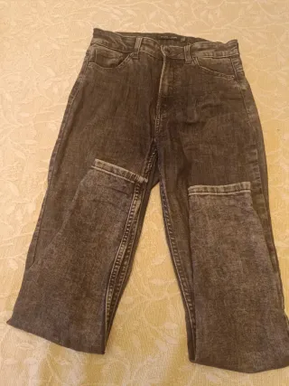 Pantalones vaqueros negros desgastados Skinny