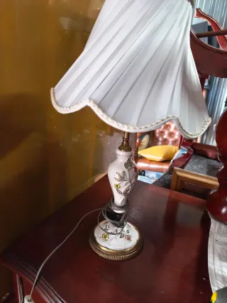 Lámpara de mesa porcelana y bronce
