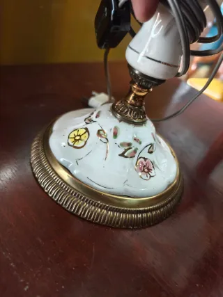 Lámpara de mesa porcelana y bronce