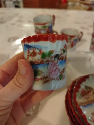 Set tazzine di porcellana giapponese