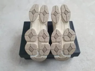 New Balance 9060 U9060JAM beige