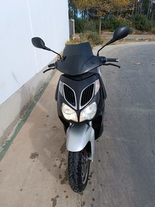 Aprilia Sportcity 200