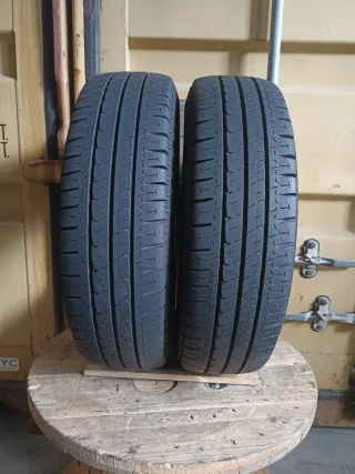 Vendo 2 Neumáticos de Furgoneta Buen Estado