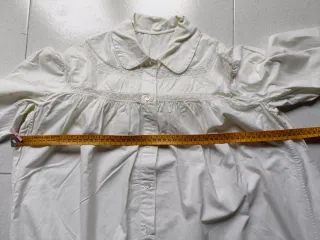 Camisa de dormir antigua blanca