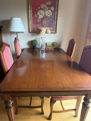 Mesa de comedor extensible de madera