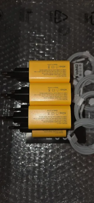 Lotto 7 Kit Caricatore + 7 Cavi USB-C