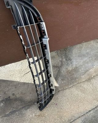 Parrilla Delantera Peugeot 207