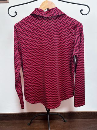 Blusa By Swan Estampada Zigzag Roja Talla M