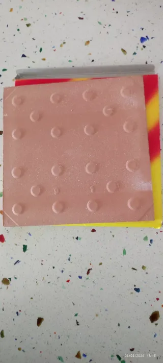 Rajola decorativa 15x15 cm molt bonica