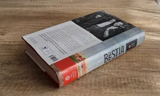 La Bestia / Carmen Mola / Premio Planeta 2021