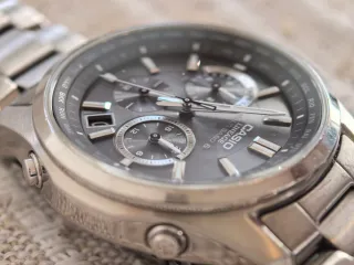 Casio Lineage Wave Ceptor Multiband Solar Titanium