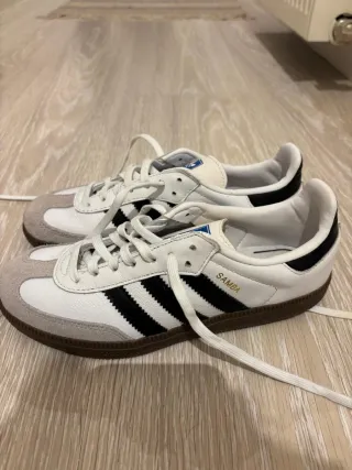 Adidas Samba Blancas y Negras