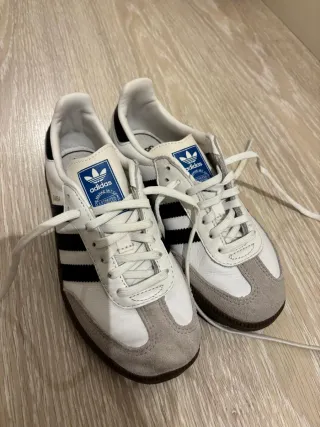Adidas Samba Blancas y Negras