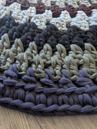 Alfombra redonda artesanal estilo Bohochic/Bohemio