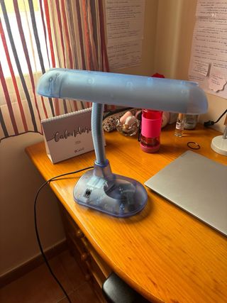 Flexo de estudio azul y transparente