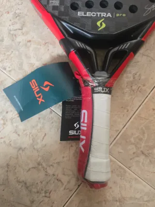 Pala SIUX ELECTRA PRO FIRE RED 2026