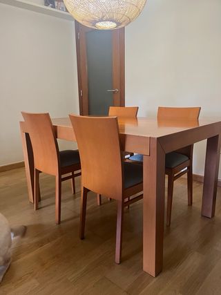 Mesa de comedor extensible de madera