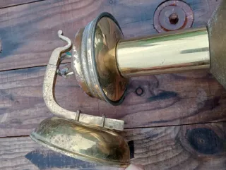 Lámpara de barco antigua Queen Mary