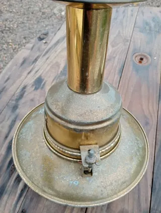 Lámpara de barco antigua Queen Mary