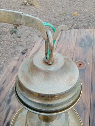 Lámpara de barco antigua Queen Mary