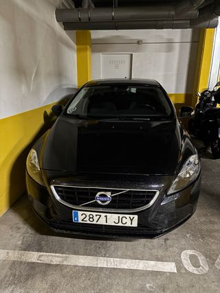 Volvo V40 2015