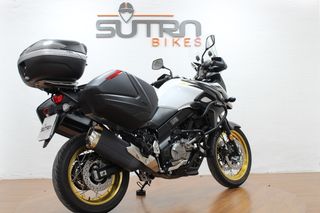Suzuki V-Strom 650 Adventure Moto