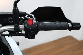 Suzuki V-Strom 650 Adventure Moto