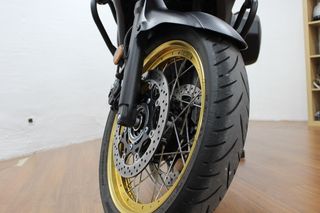 Suzuki V-Strom 650 Adventure Moto