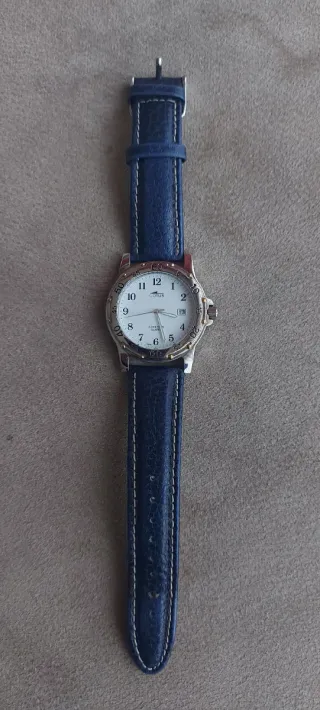 Reloj Lotus Azul y Plateado