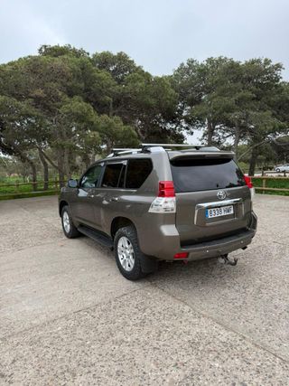 Toyota Land Cruiser 150 2013