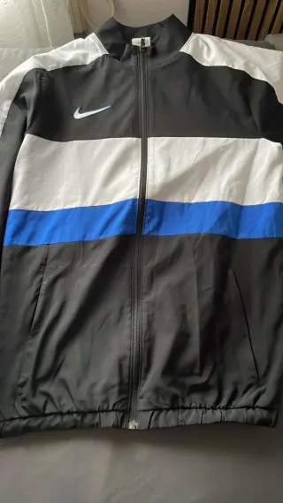 Chaqueta Nike deportiva