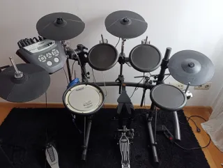 Batería Electrónica Roland TD V6