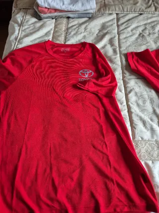 2 Camisetas Rojas Talla L