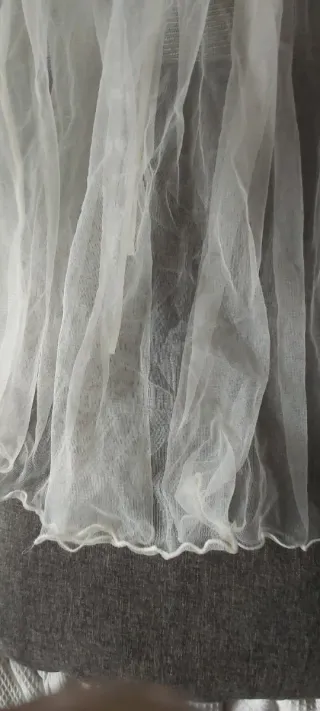 Velo Comunión con Corona Vintage es de color perla