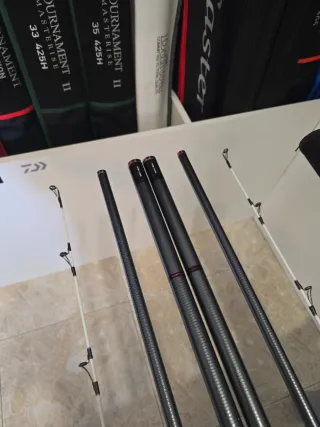 CAÑAS DAIWA TOURNAMENT SURF Z 30-425H