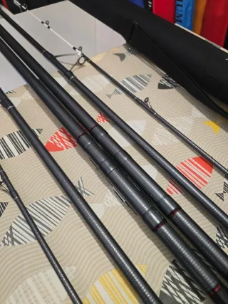 CAÑAS DAIWA TOURNAMENT SURF Z 30-425H