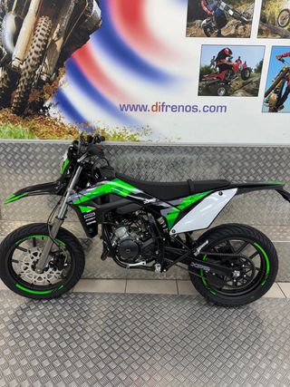 Peugeot XP6 50cc Supermotard 2026