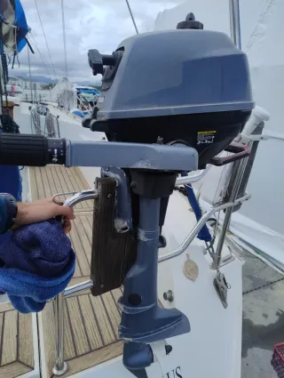 Motor fueraborda Yamaha 2'5CV 4 tiempos