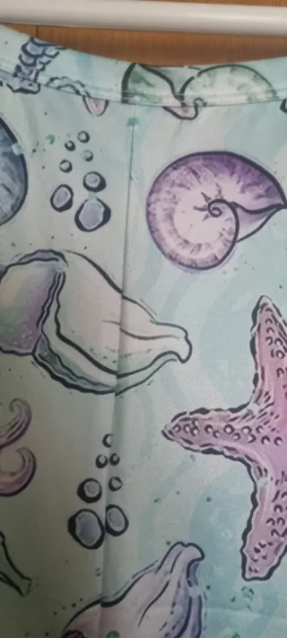 Vestido infantil estampado conchas y estrellas