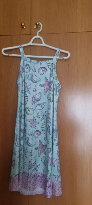 Vestido infantil estampado conchas y estrellas