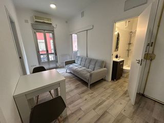 Piso en alquiler en Legazpi en Madrid
