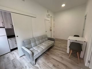 Piso en alquiler en Legazpi en Madrid