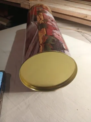 Antigua lata Codorniu Cava publicitario