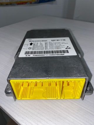 Centralita Airbag Mercedes A2079011700