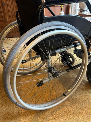 Silla se ruedas en perfecto estado