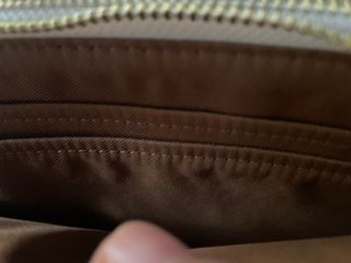 Cartera Coach Beige y Dorada