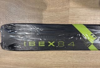 Esquis travesia Elan Ibex 84, 163cm, nuevos.